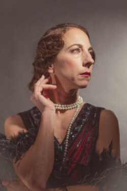 Model: Barbara Reinwein, Visa: Birgit Kucher Portrait im Stil der goldenen Zeiten Hollywoods